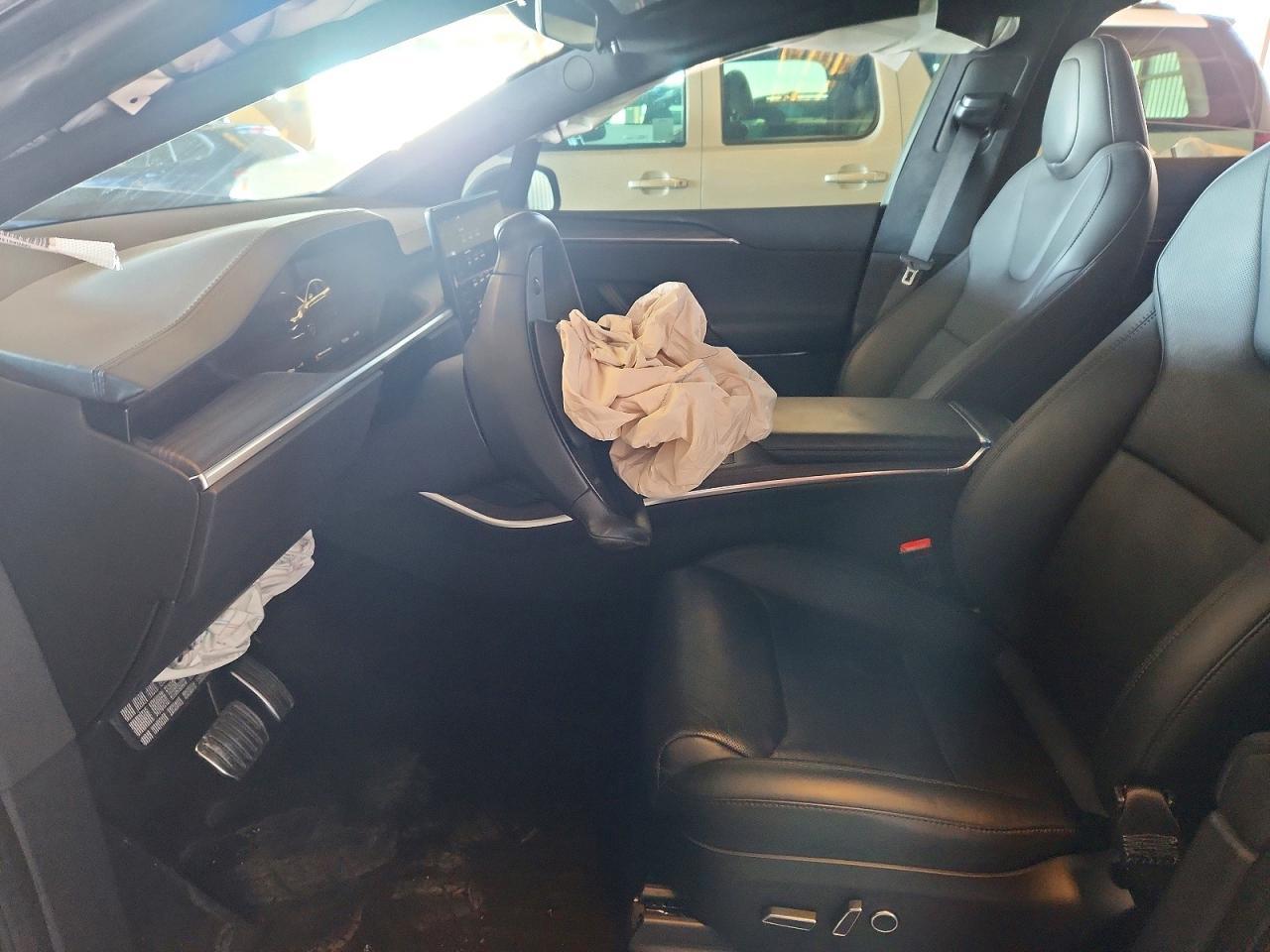 2024 Tesla Model x