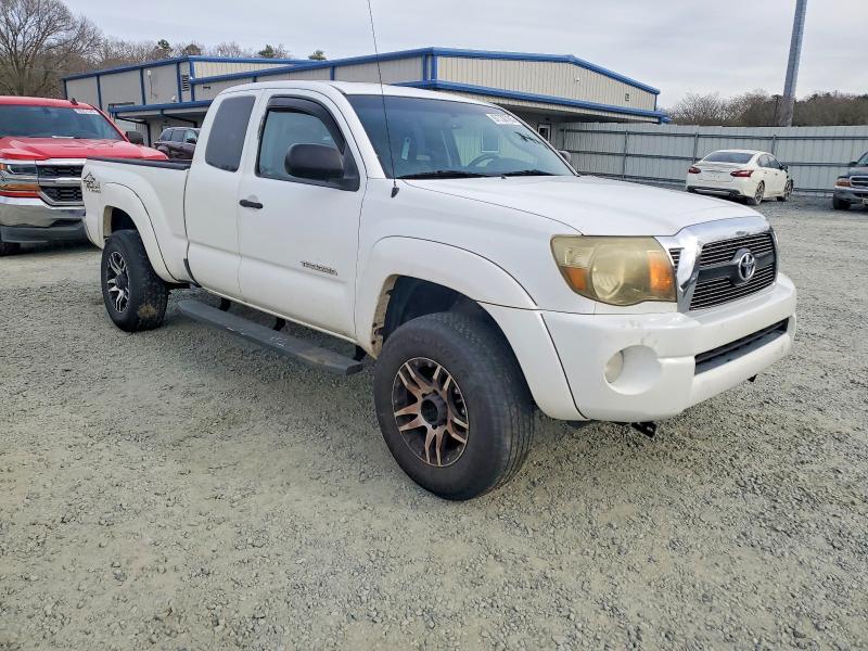 2011 Toyota Tacoma Prerunner V6