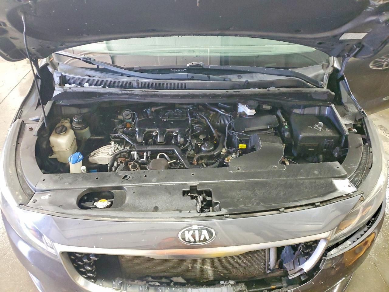 2016 KIA Sedona lx