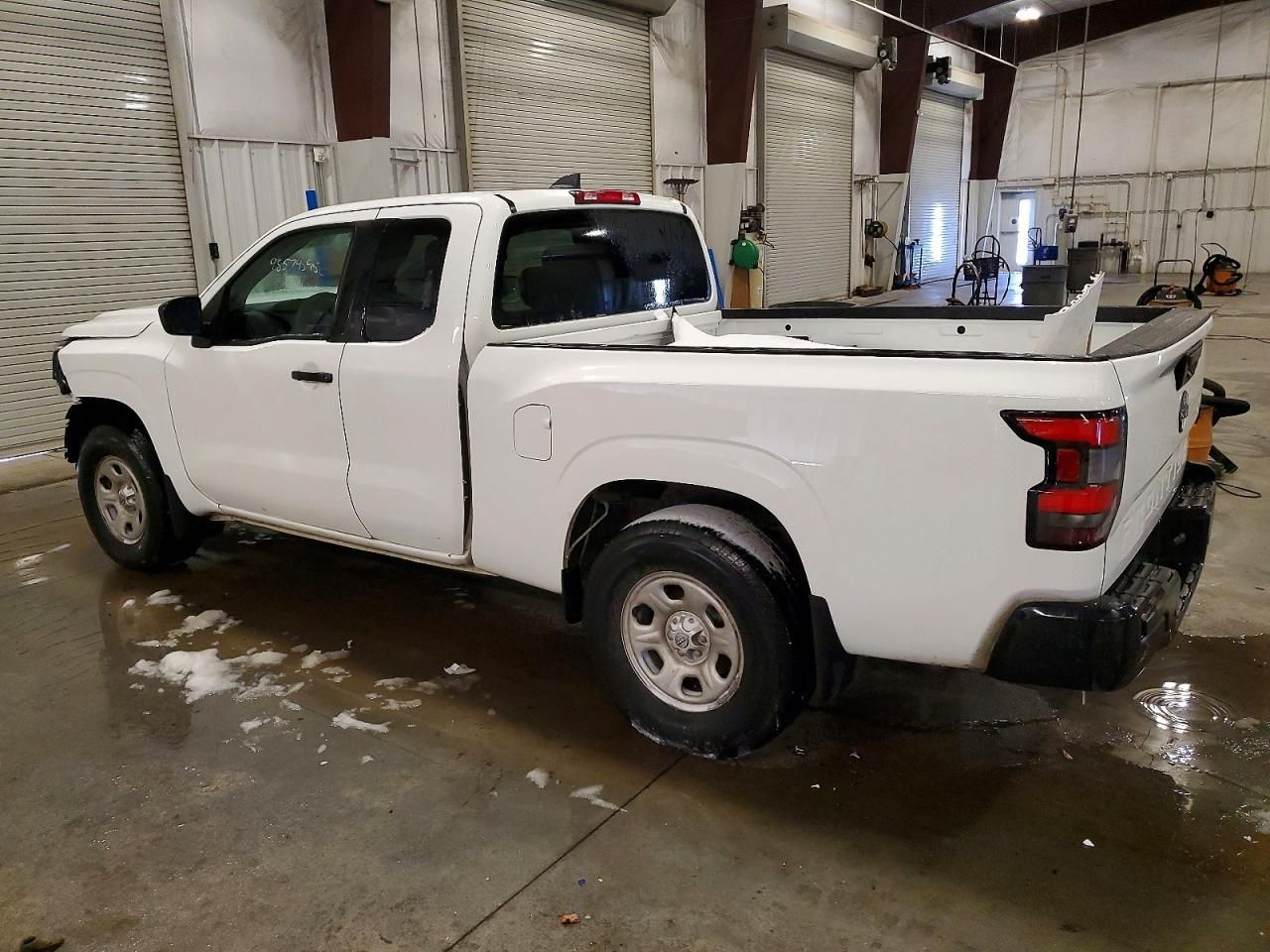 2023 Nissan Frontier s