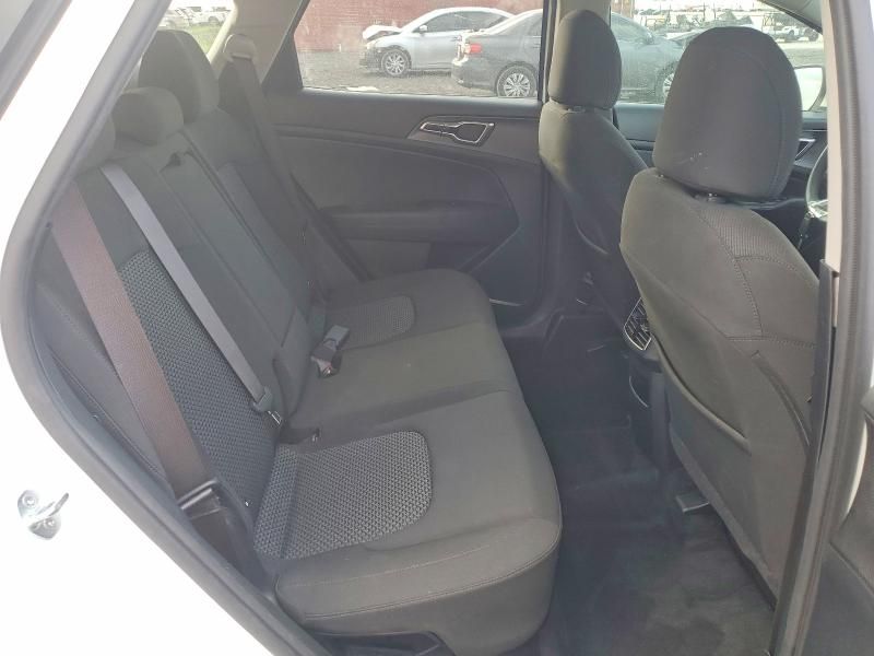 2023 KIA Sportage lx