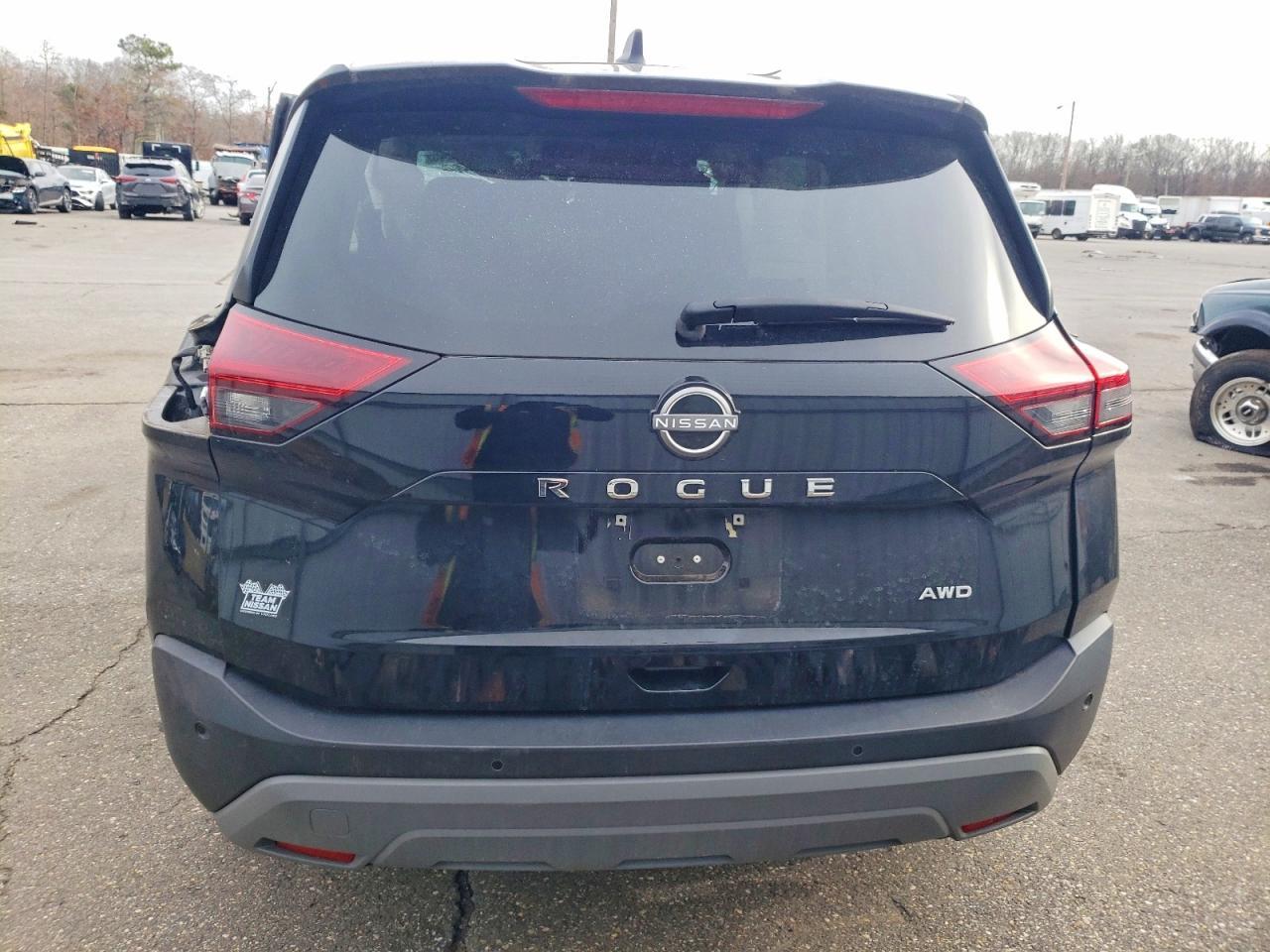 2023 Nissan Rogue s