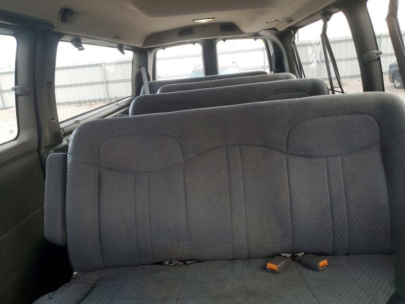 2001 GMC Savana G3500