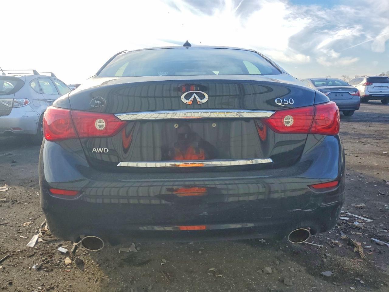 2015 Infiniti Q50 Base