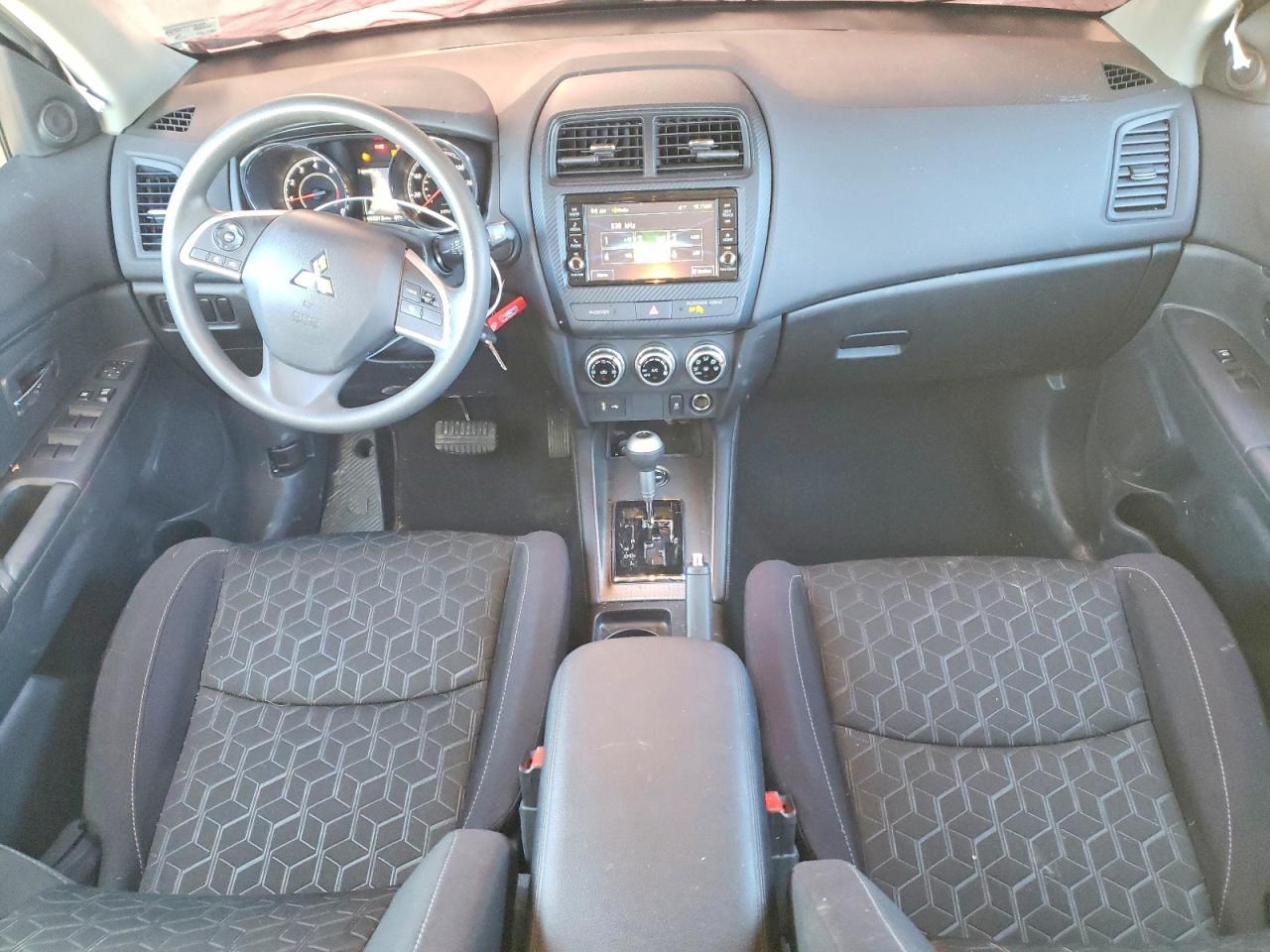 2025 Mitsubishi Outlander Sport s