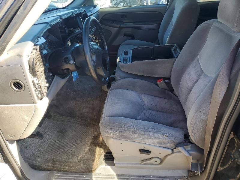 2003 Chevrolet Suburban C1500