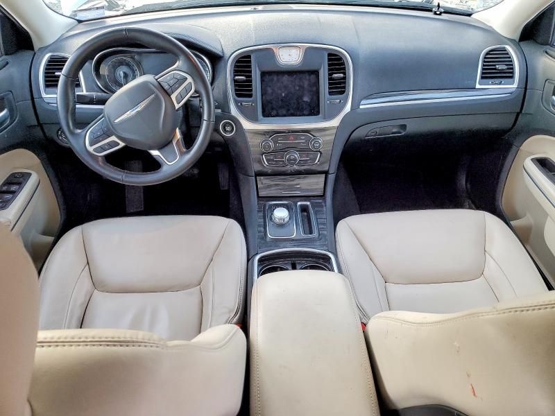 2021 Chrysler 300 Touring