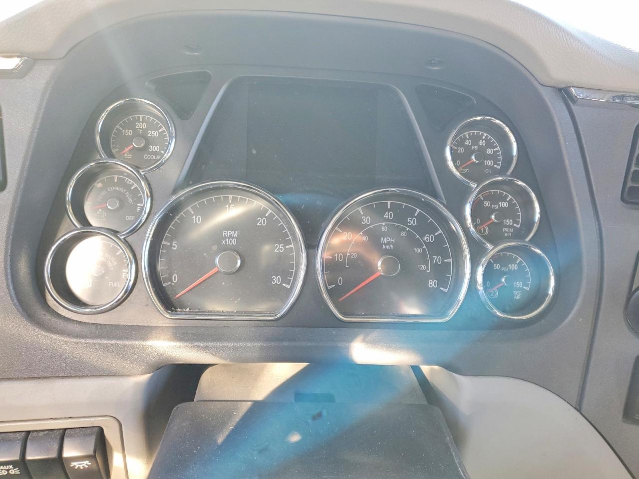 2020 Peterbilt 579