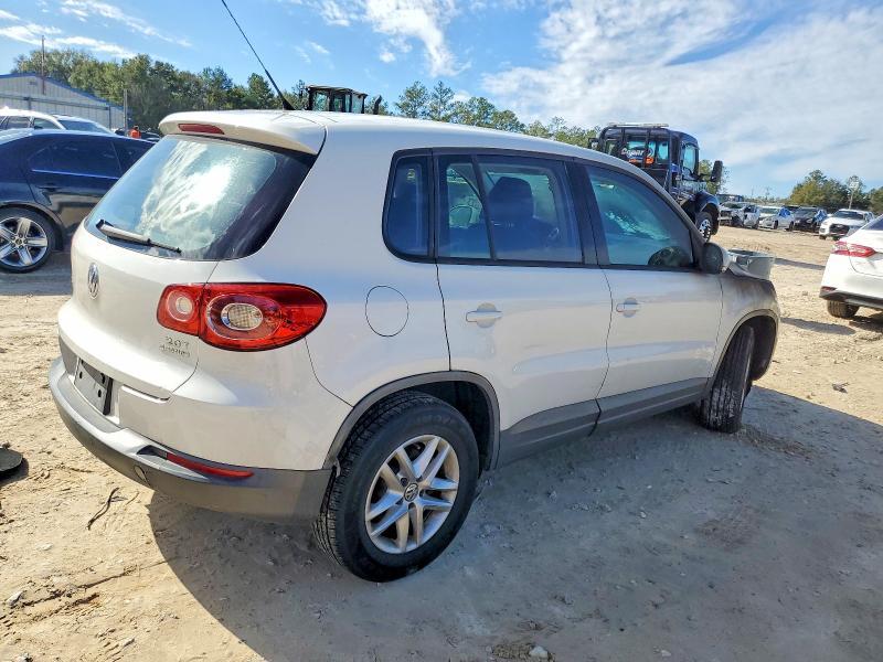 2011 Volkswagen Tiguan s