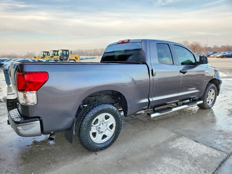 2011 Toyota Tundra Double cab SR5