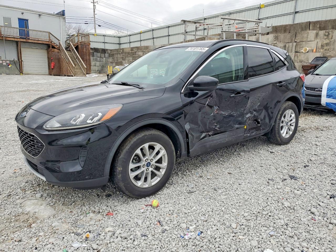 2020 Ford Escape se