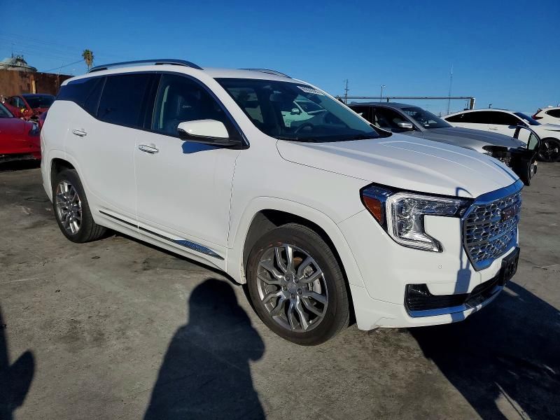 2023 GMC Terrain Denali