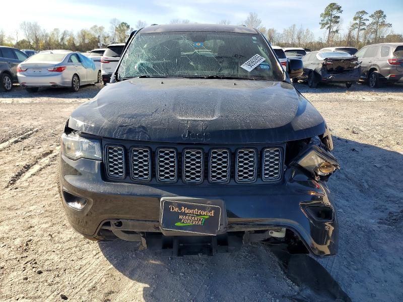 2020 Jeep Grand Cherokee Laredo