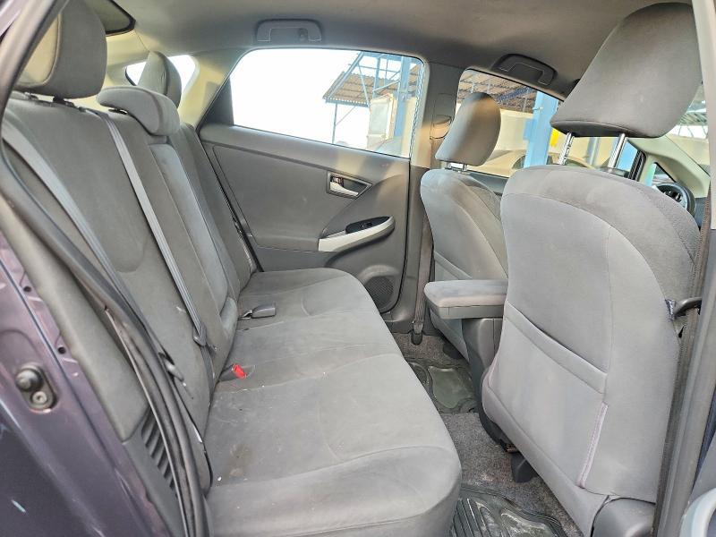 2010 Toyota Prius ii