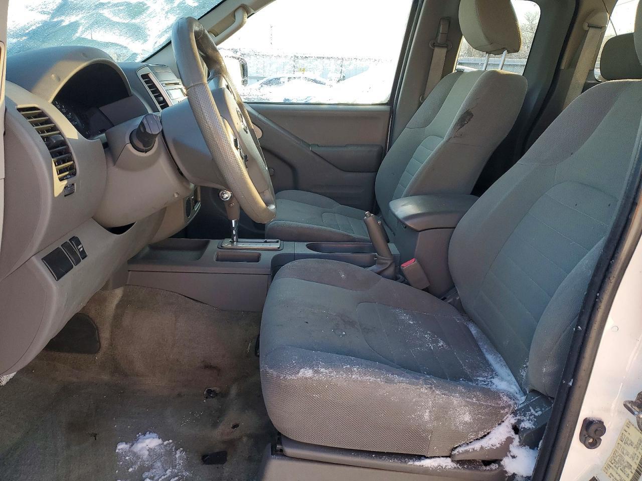 2016 Nissan Frontier s