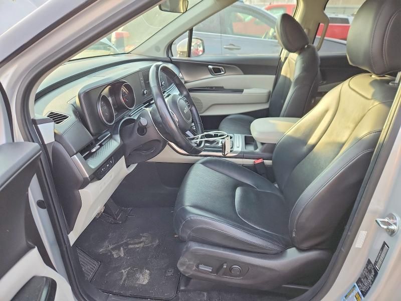 2022 KIA Carnival lx