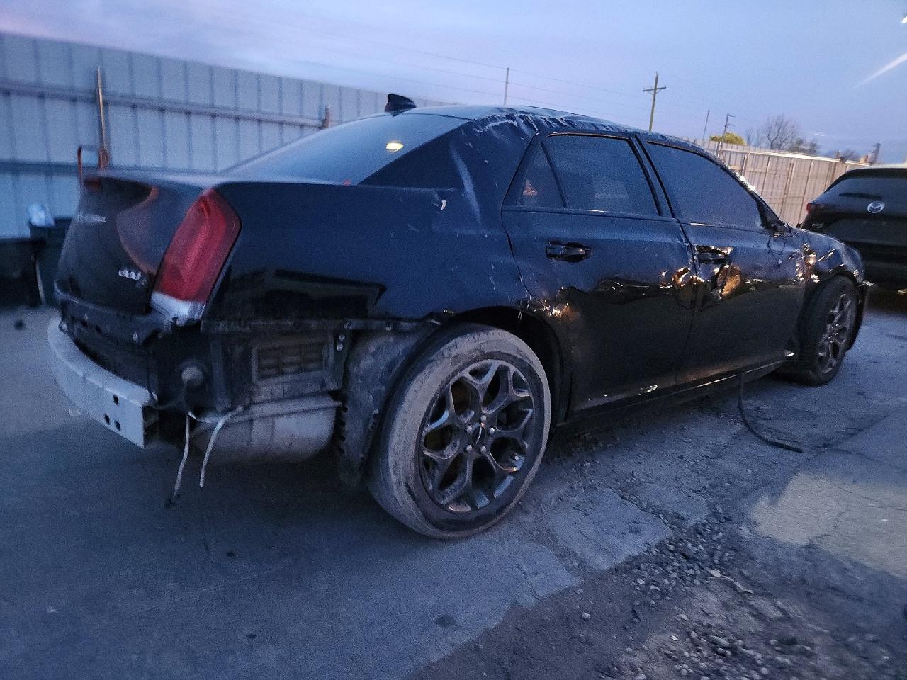 2016 Chrysler 300 s
