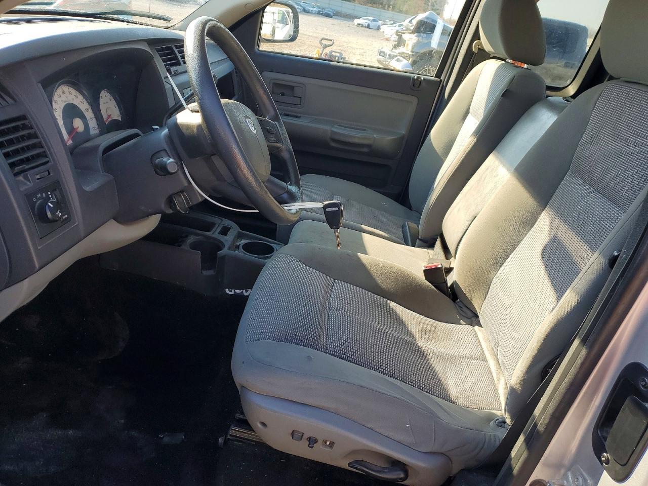 2009 Dodge Dakota sxt