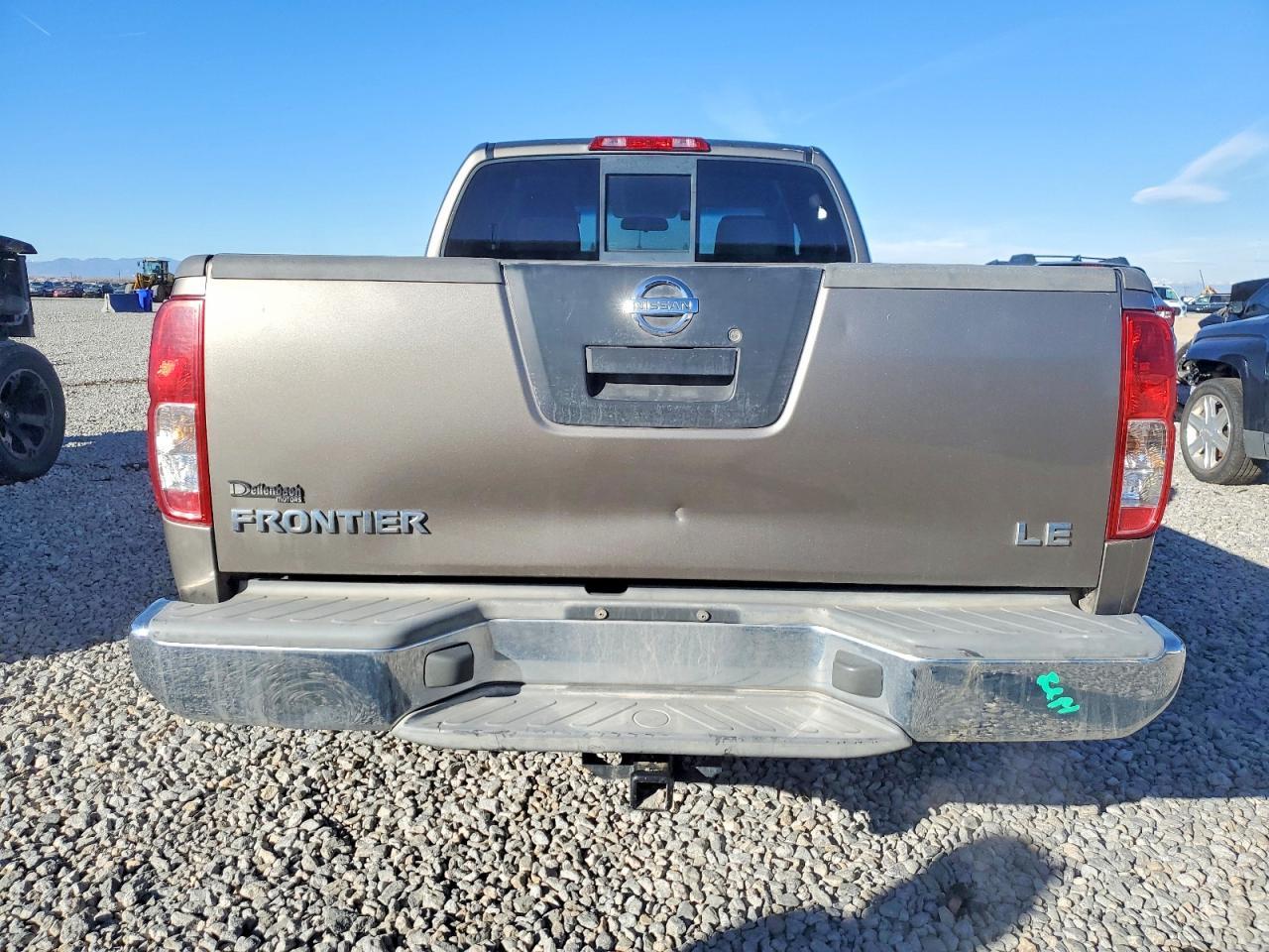 2005 Nissan Frontier King cab le
