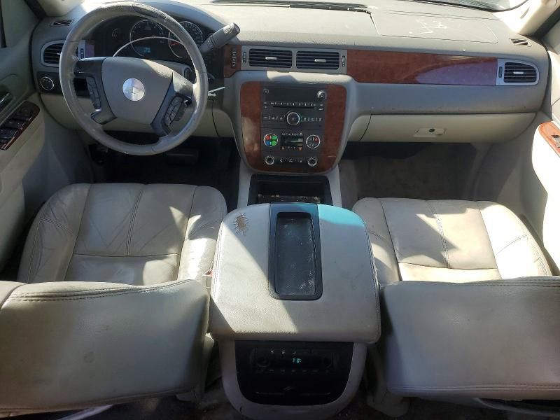 2010 Chevrolet Suburban C1500 lt