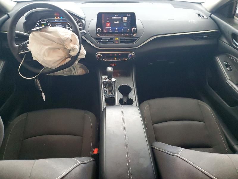 2020 Nissan Altima s