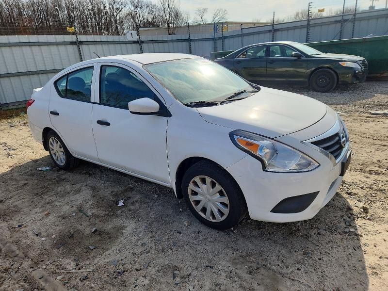 2016 Nissan Versa s