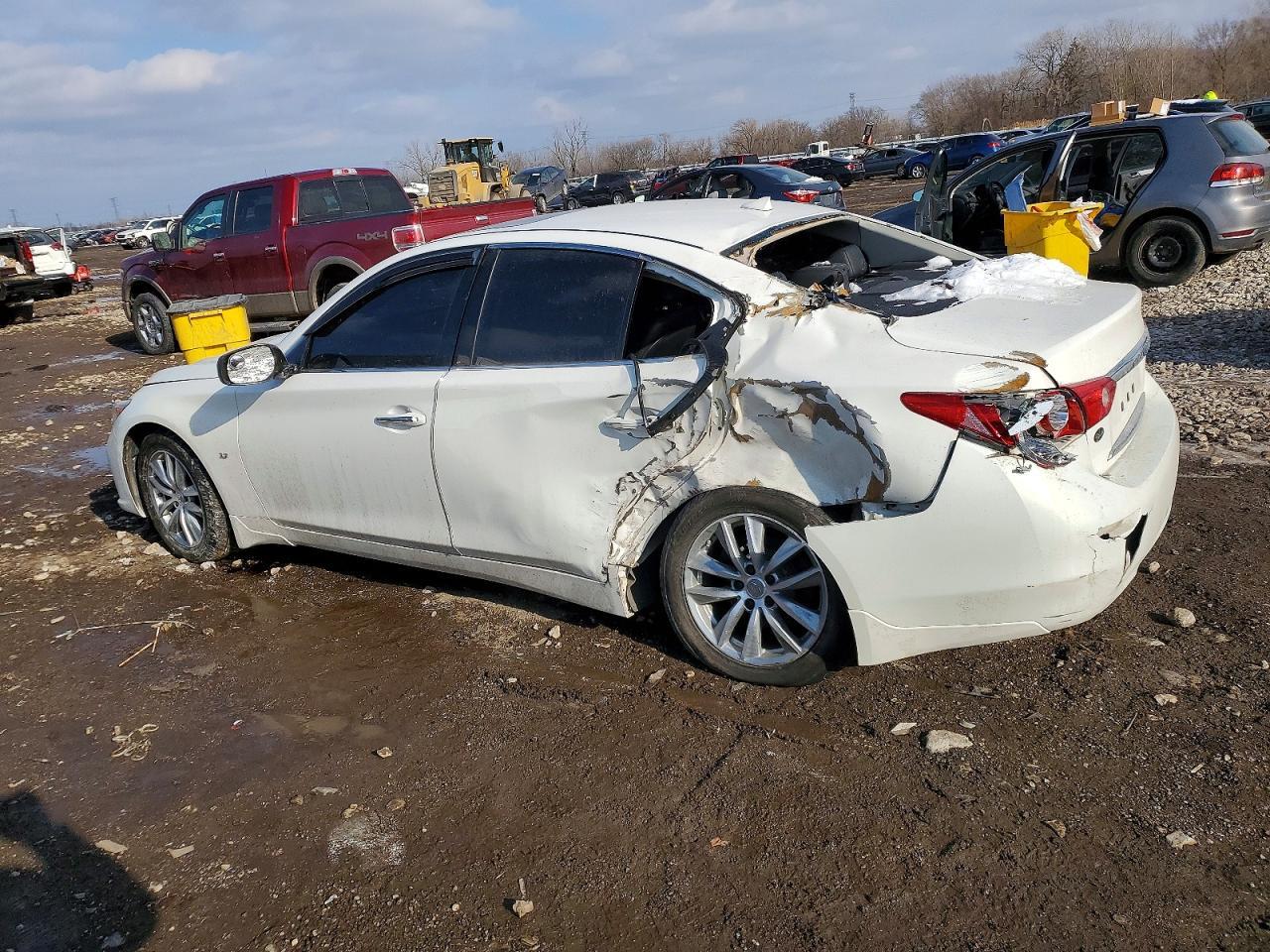 2015 Infinity Q50