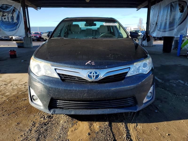 2013 Toyota Camry Hybrid