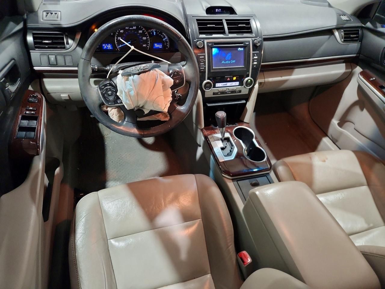 2014 Toyota Camry l
