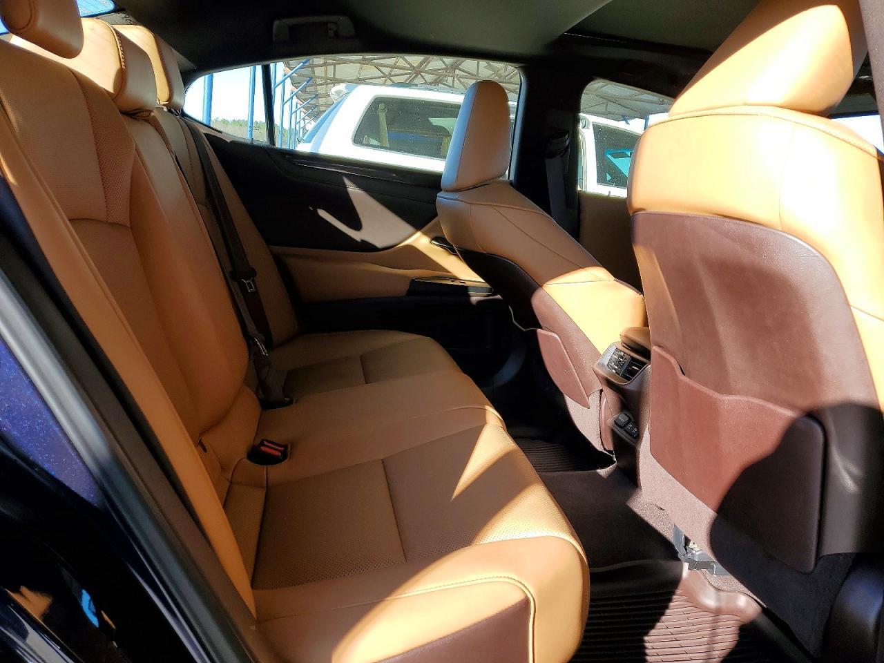 2020 Lexus Es 350 Base