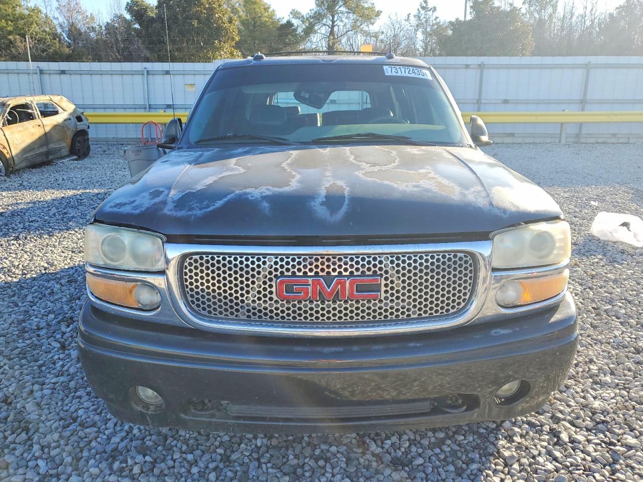 2003 GMC Yukon Denali