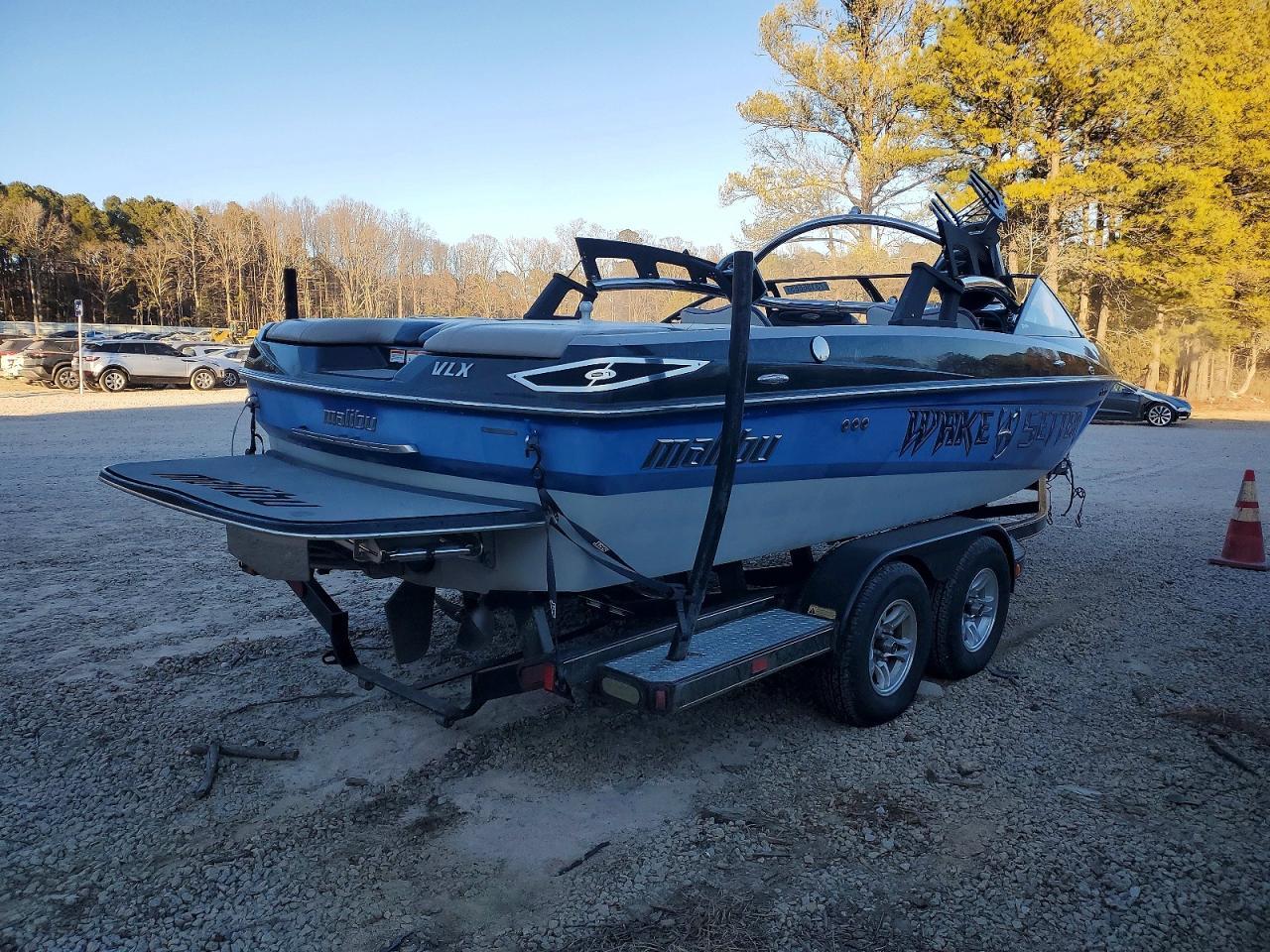 2011 Malibu Boat-Boat