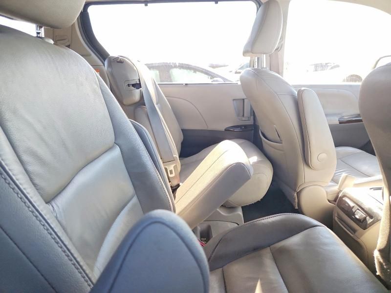 2017 Toyota Sienna xle