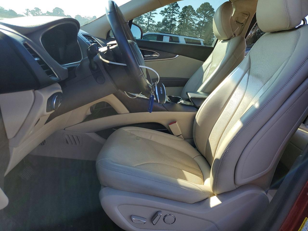 2019 Lincoln Nautilus Reserve