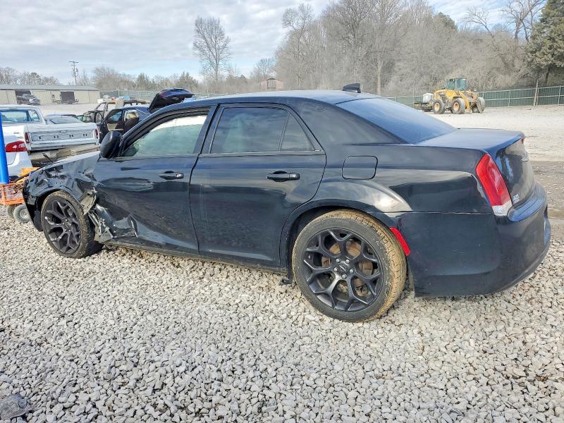 2019 Chrysler 300 s