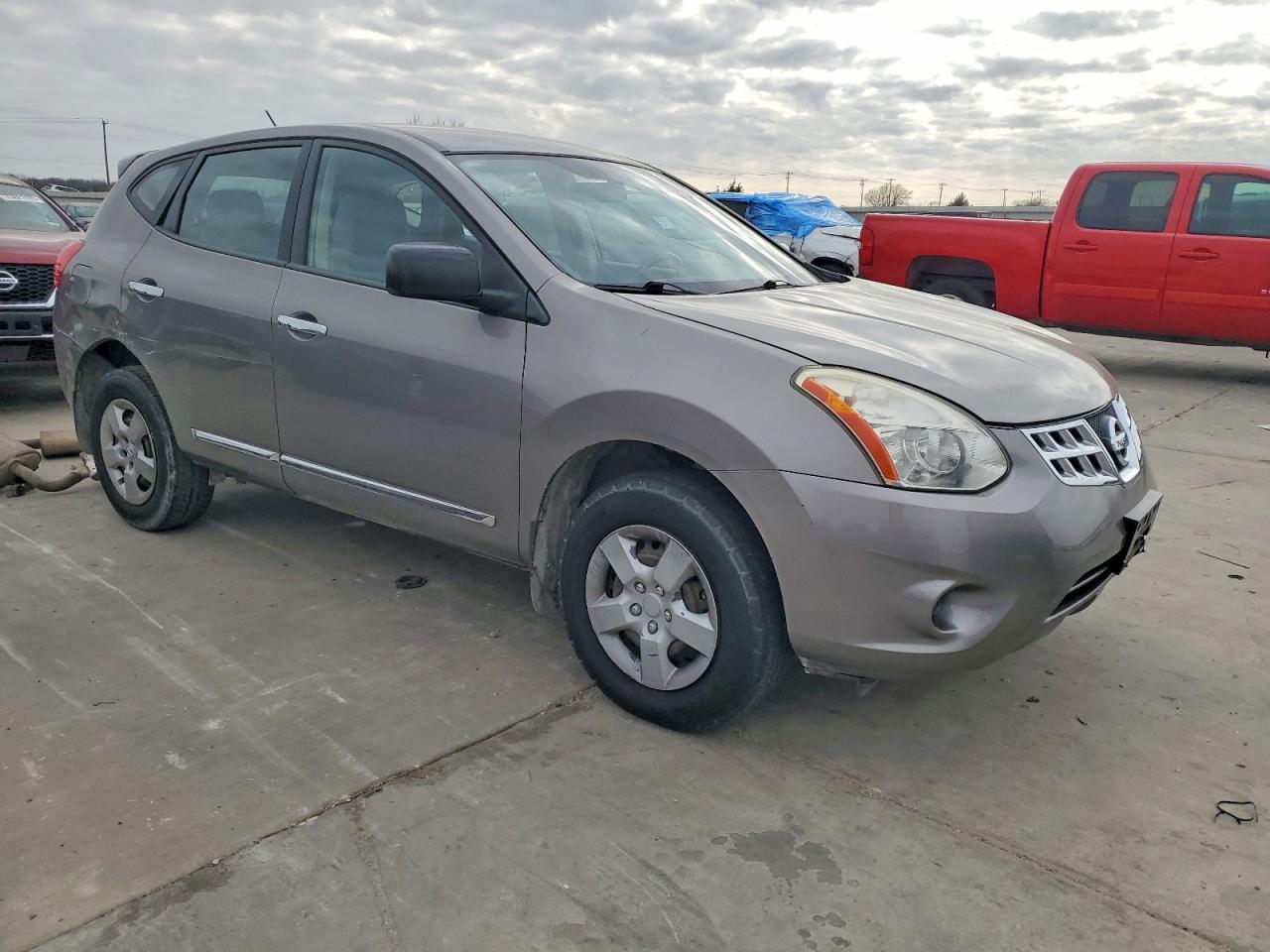 2013 Nissan Rogue s