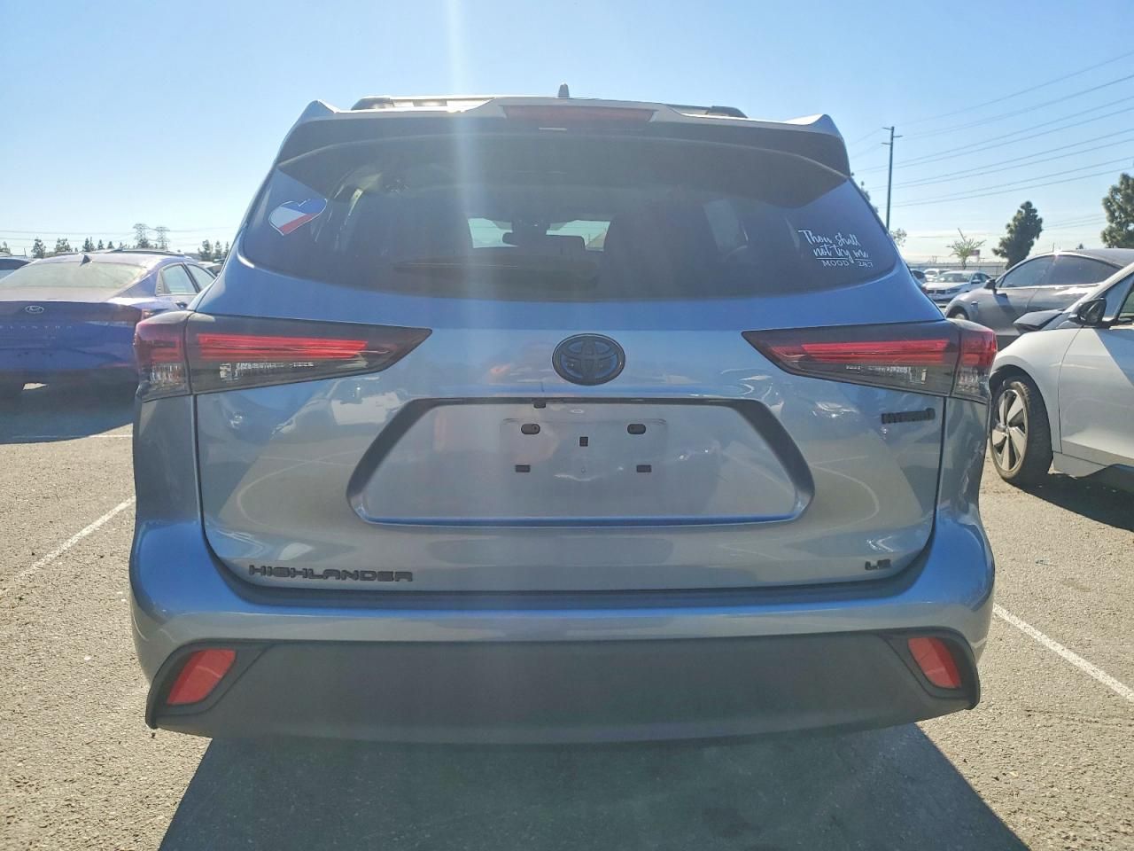 2024 Toyota Highlander Hybrid le