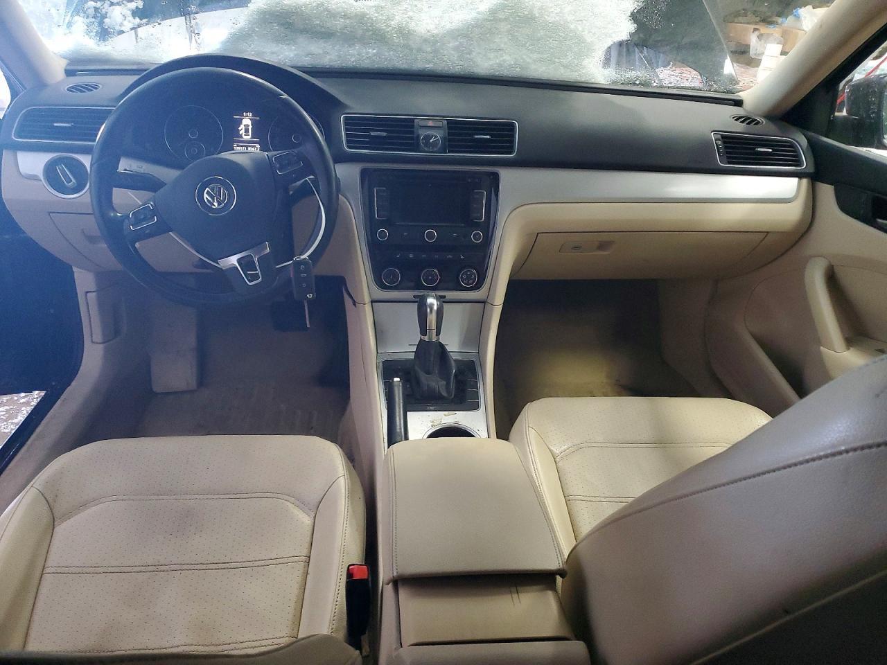 2013 Volkswagen Passat se