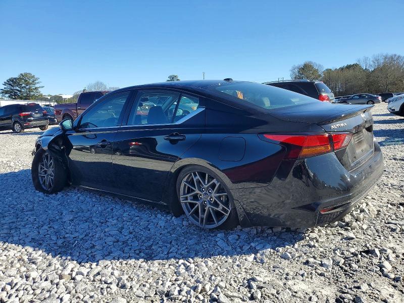 2024 Nissan Altima sr