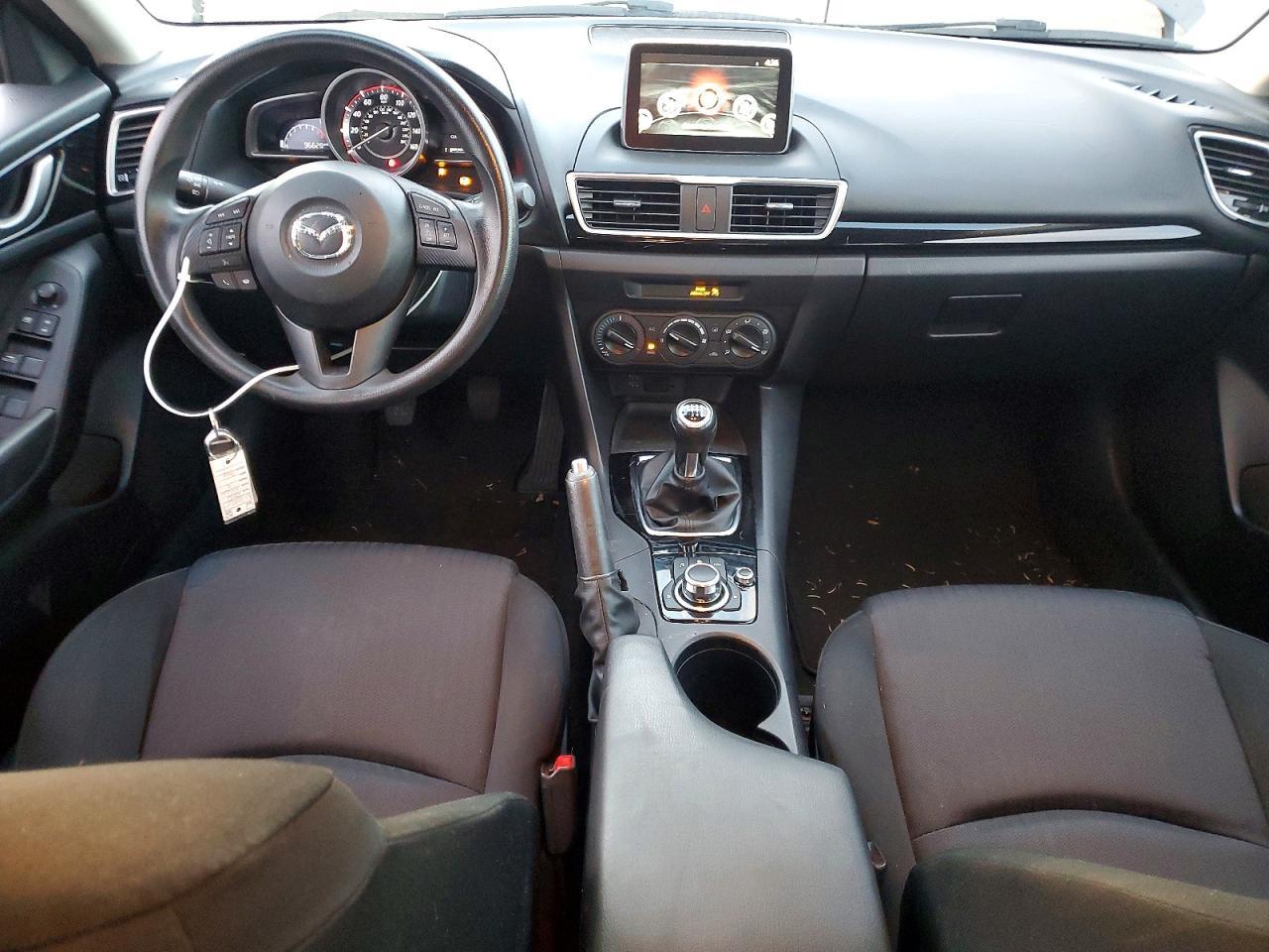 2016 Mazda 3 Sport