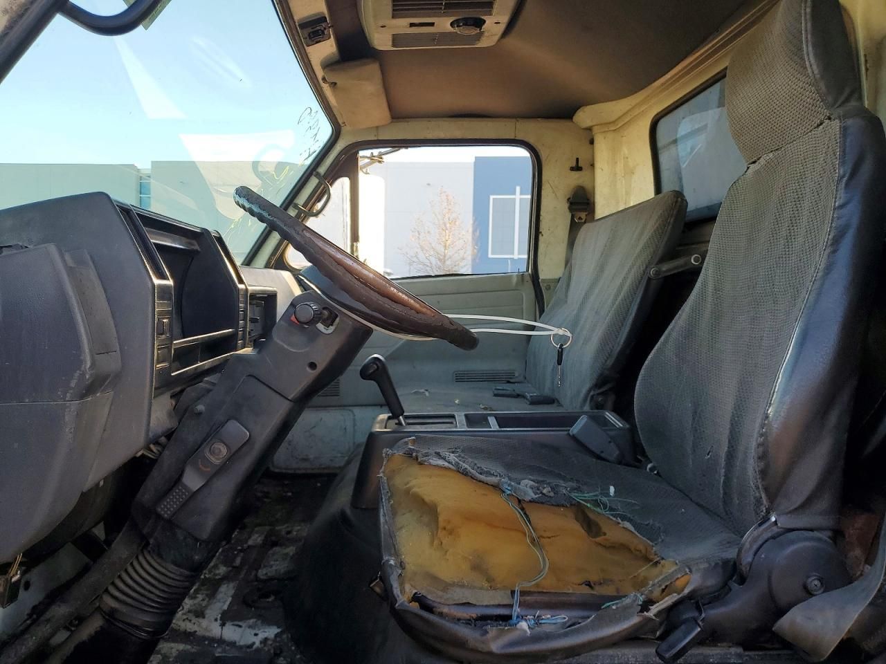 1993 Isuzu NPR Flatbed Truck