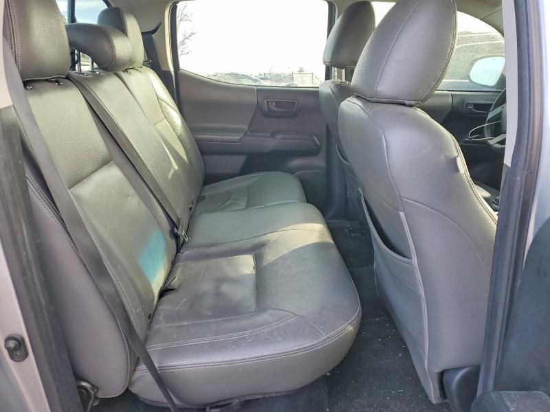 2017 Toyota Tacoma SR