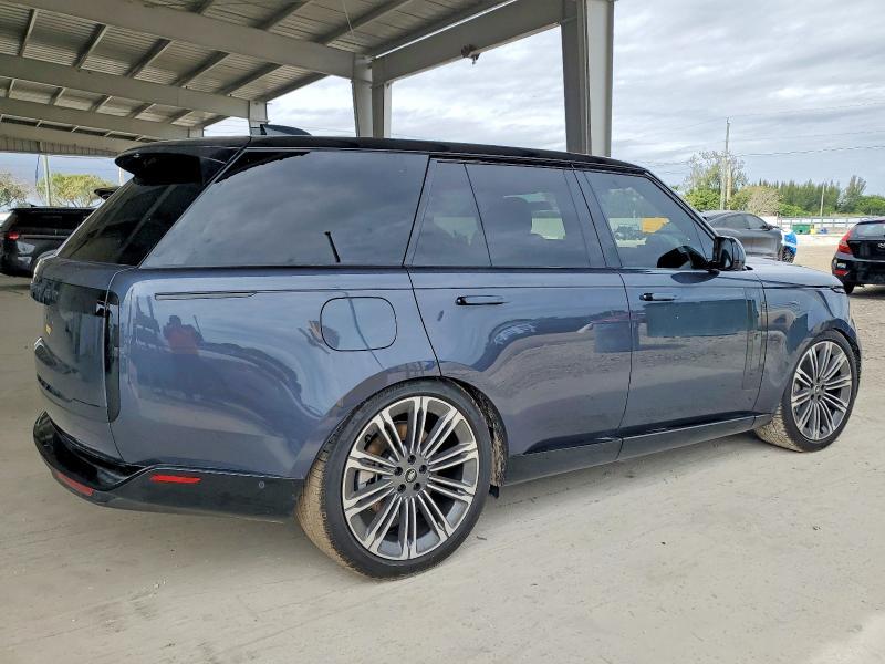 2025 Land Rover Range Rover se