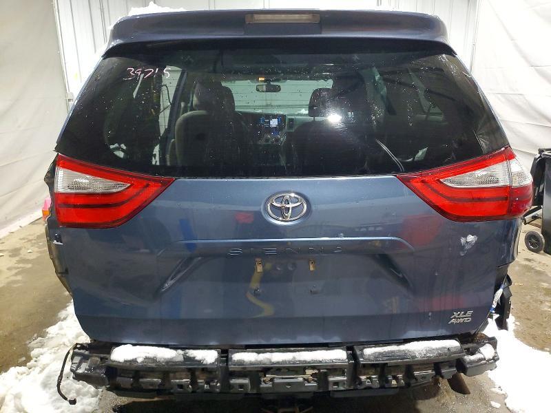 2017 Toyota Sienna xle