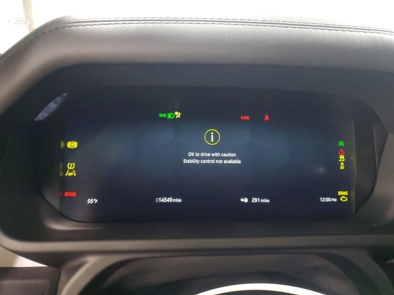 2025 Land Rover Defender 90 s