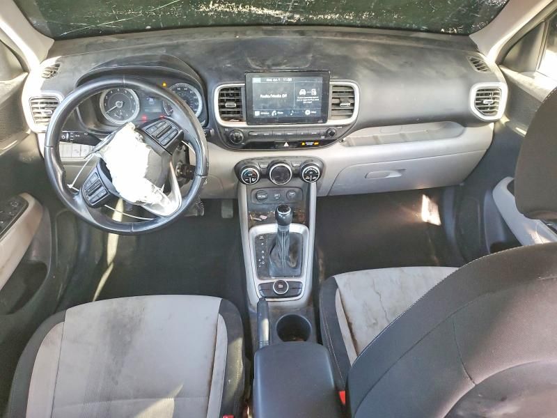 2021 Hyundai Venue sel