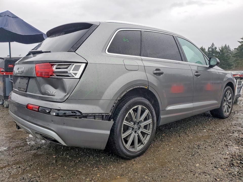 2017 Audi Q7 Premium Plus