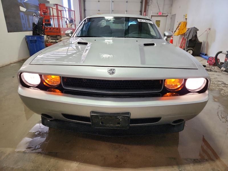 2010 Dodge Challenger se