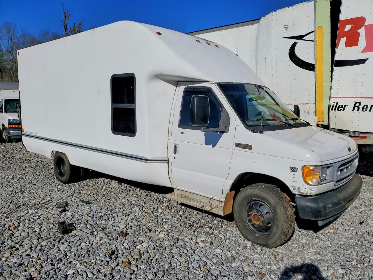 2001 Ford Econoline Commercial