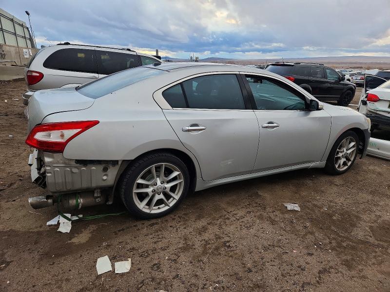 2009 Nissan Maxima s